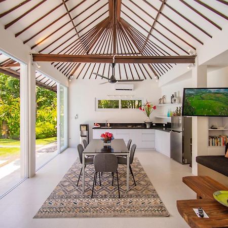 Villa Sitara, Sitara Villa Group Семіньяк Екстер'єр фото