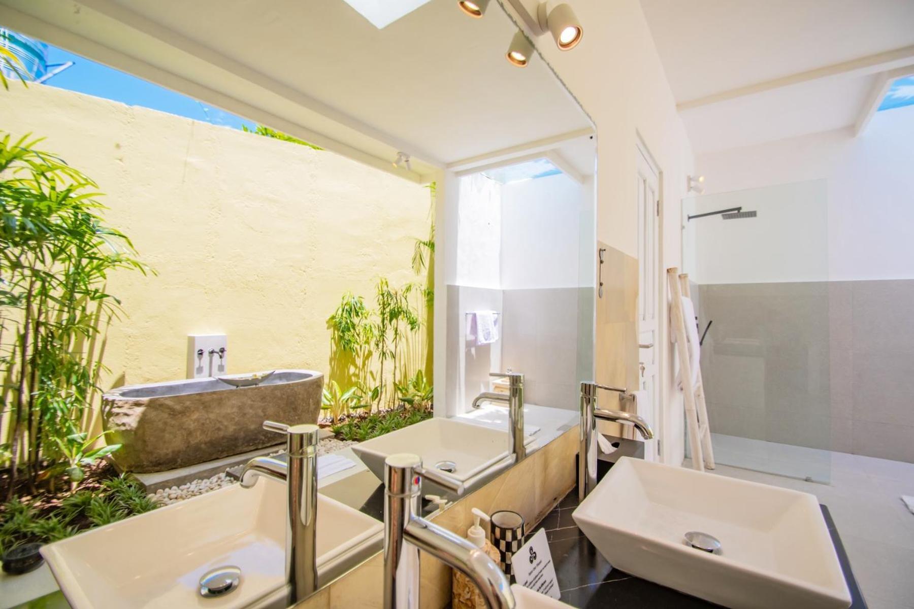 Villa Sitara, Sitara Villa Group Семіньяк Екстер'єр фото