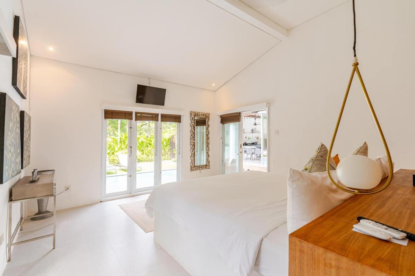 Villa Sitara, Sitara Villa Group Семіньяк Екстер'єр фото